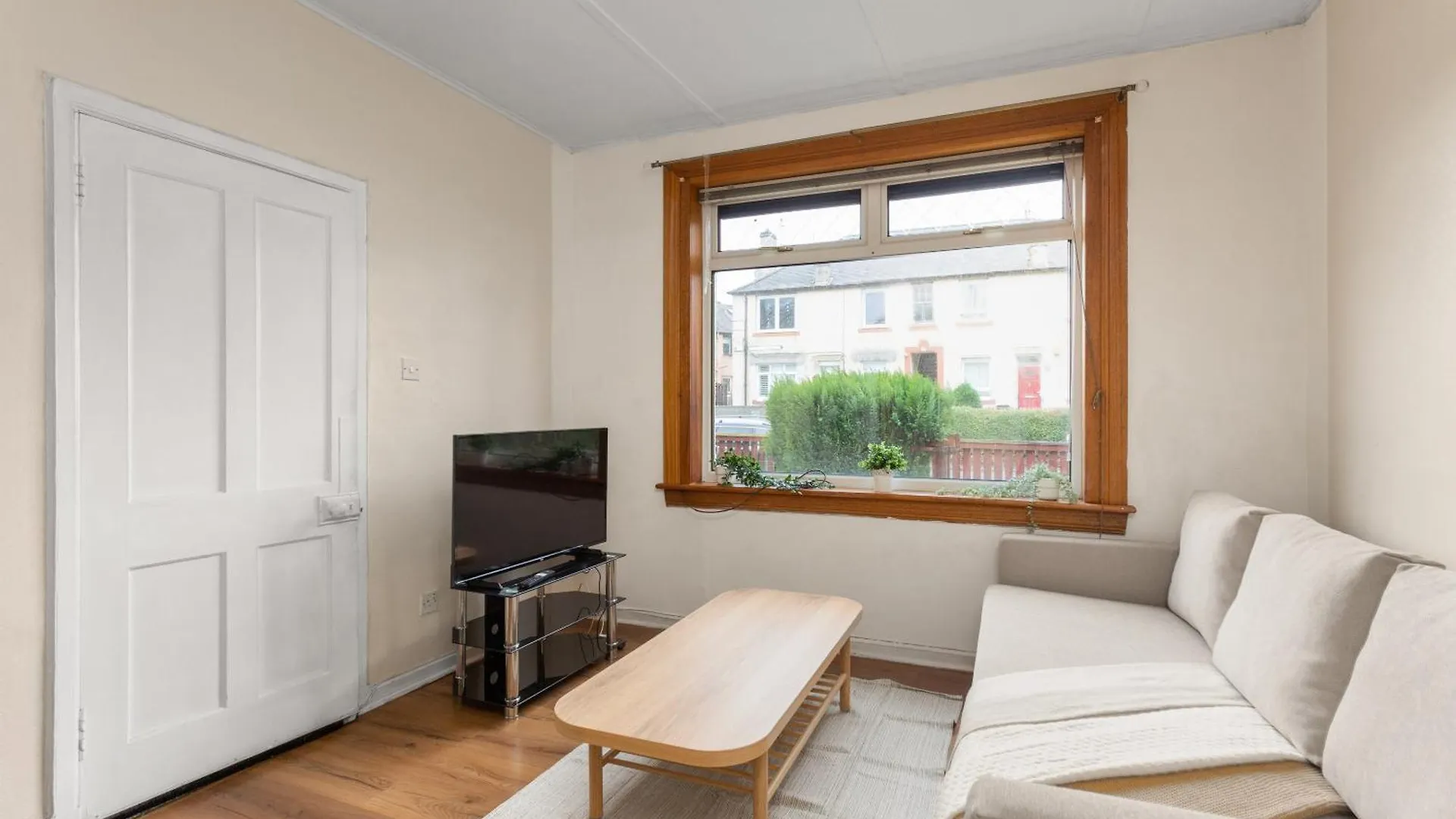 Stunning 2 Bed Apartment Free Parking Edinburgh