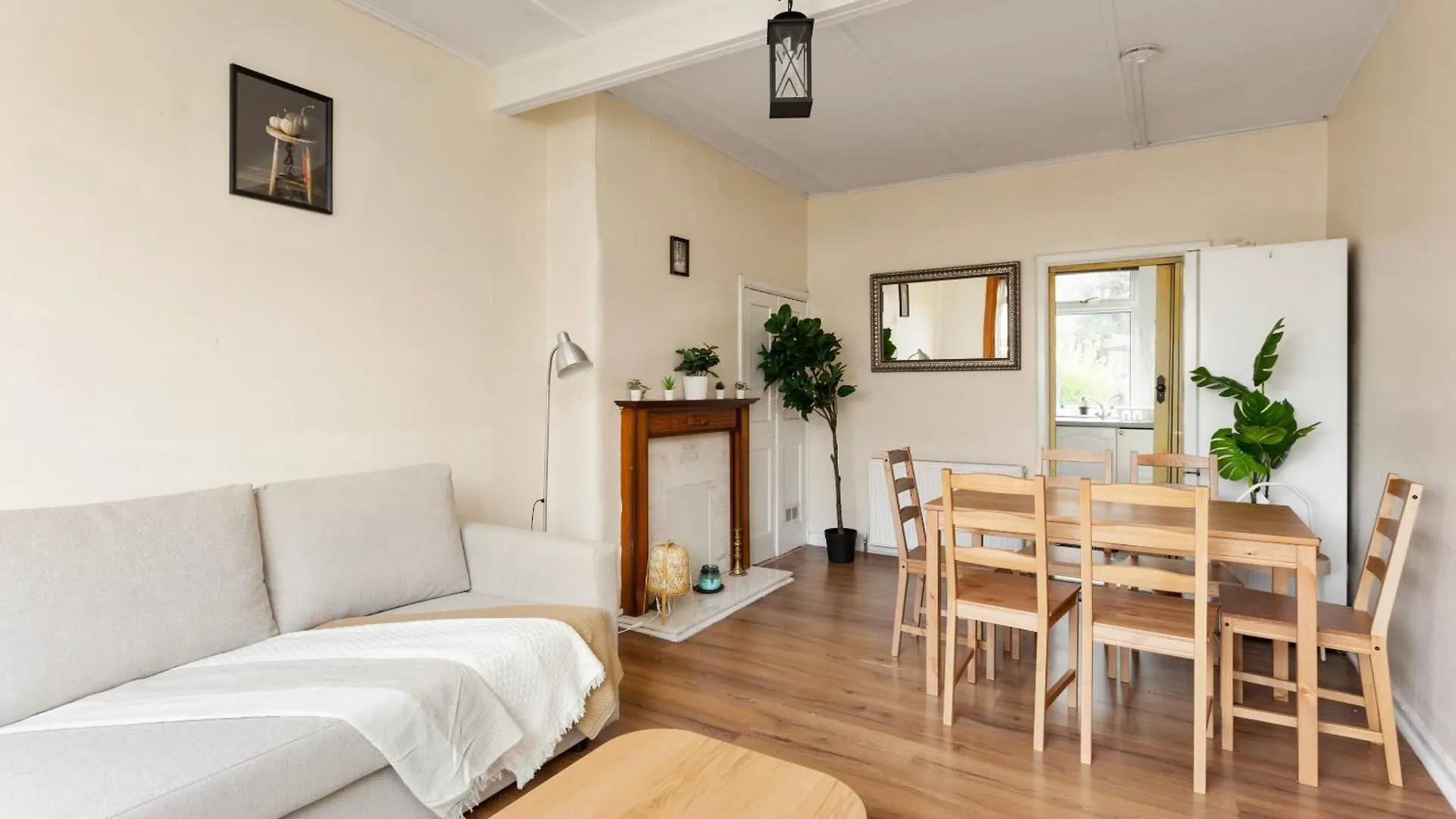Stunning 2 Bed Apartment Free Parking Edinburgh United Kingdom